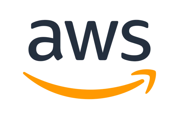 Oficjalne logo Amazon Web Services składające się z czarnego napisu AWS oraz charakterystycznego pomarańczowego uśmiechu pod spodem.